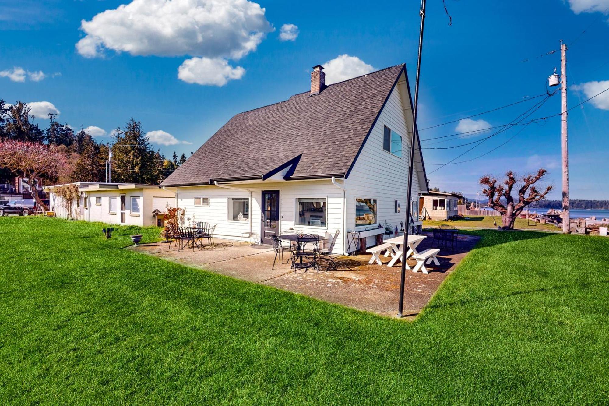 Erikson Beach House Bow エクステリア 写真